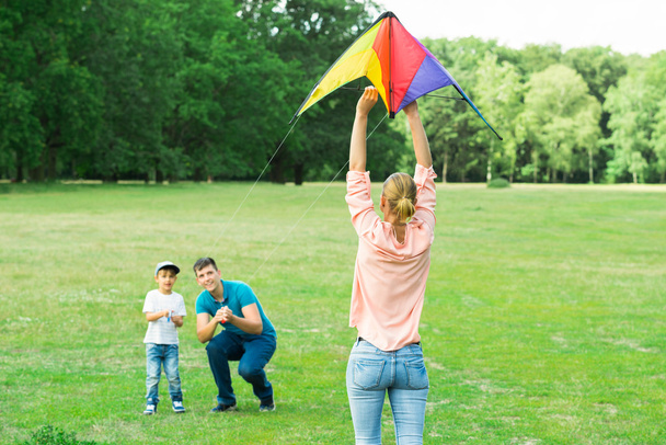 Family Flying Colorful Kite - Foto, Imagen