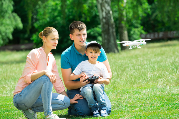Family Flying Drone - Foto, Imagem