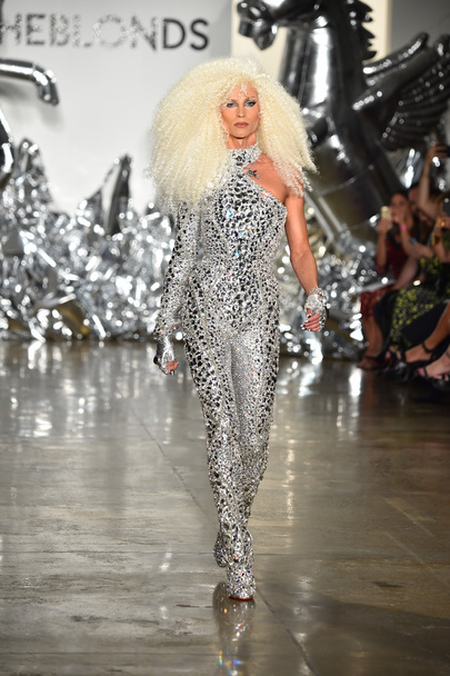 Phillipe Blond walks the runway at The Blonds fashion show - Foto, Bild