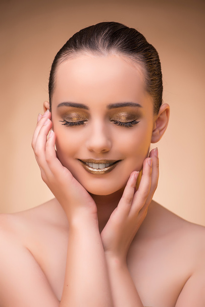 Woman with nice  make-up in beauty concept - Fotografie, Obrázek