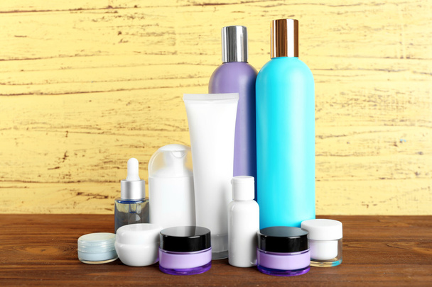 Different cosmetic bottles - Foto, Bild