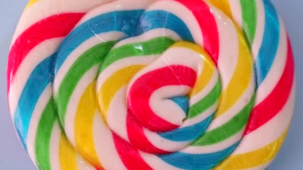 Multicolor candie obracania żywności tło, widok zbliżenie - Materiał filmowy, wideo