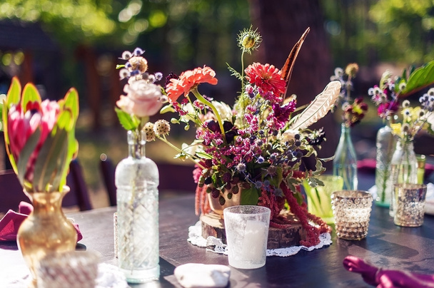 svatební dekorace s květinami - Fotografie, Obrázek
