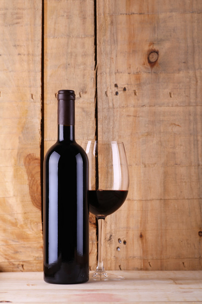 Wine on wood - Photo, Image