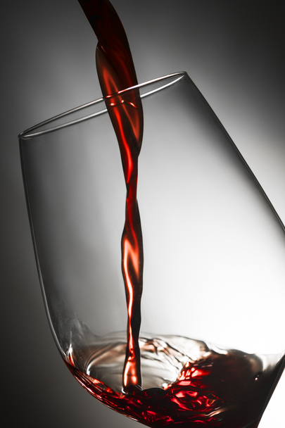 Pour red wine - Fotó, kép