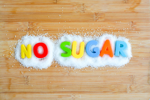 Wörter kein Zucker auf Kristallzucker  - Foto, Bild