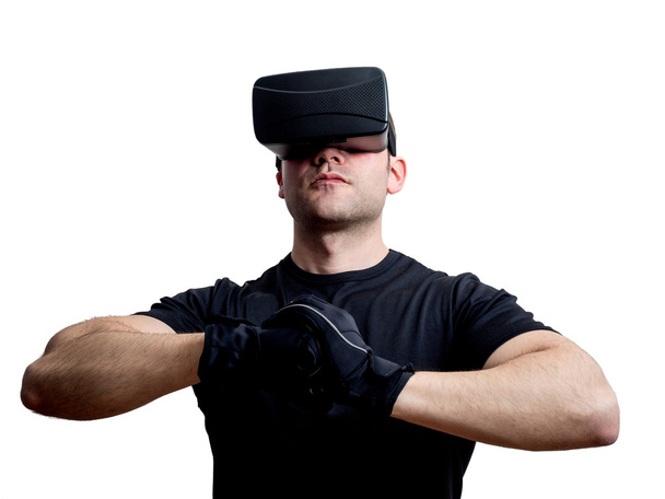 Jogador campeão de realidade virtual pronto para lutar no ciberespaço
 - Foto, Imagem