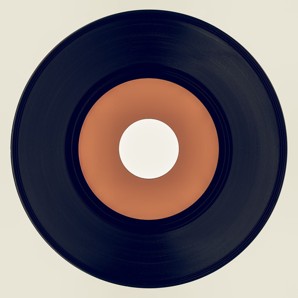 Vintage procurando disco de vinil com rótulo laranja
 - Foto, Imagem