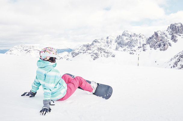genç kadın snowboard - Fotoğraf, Görsel