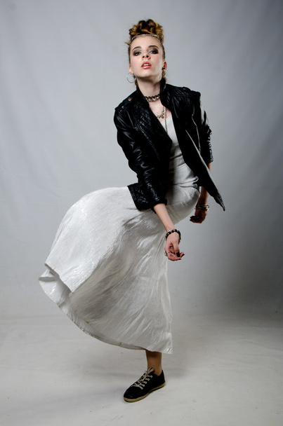 bride in leather jacket - Foto, imagen