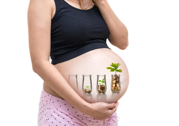 Mulher grávida com moedas de ouro
  - Foto, Imagem