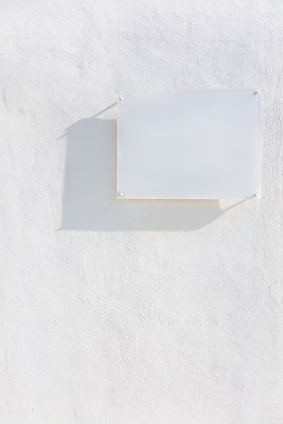 Fondo de pared blanco mañana soleado
 - Foto, imagen