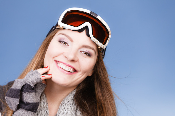 skier girl wearing warm clothes ski googles portrait.  - Foto, afbeelding