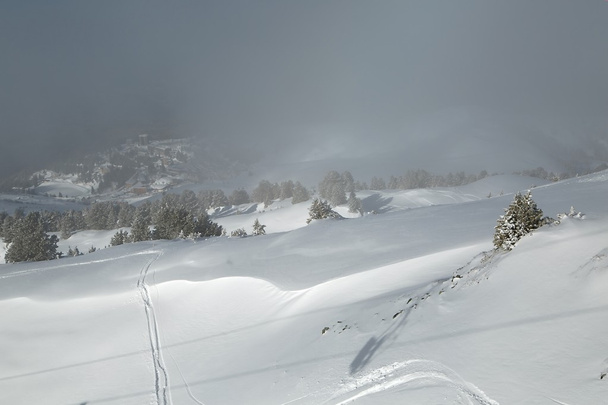 Skiing slopes from the top - Valokuva, kuva