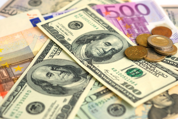 Fondo en dólares y billetes de banco en euros
 - Foto, Imagen