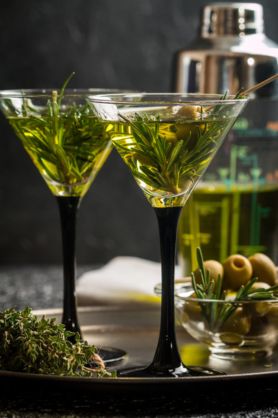 Due cocktail verdi freschi
 - Foto, immagini