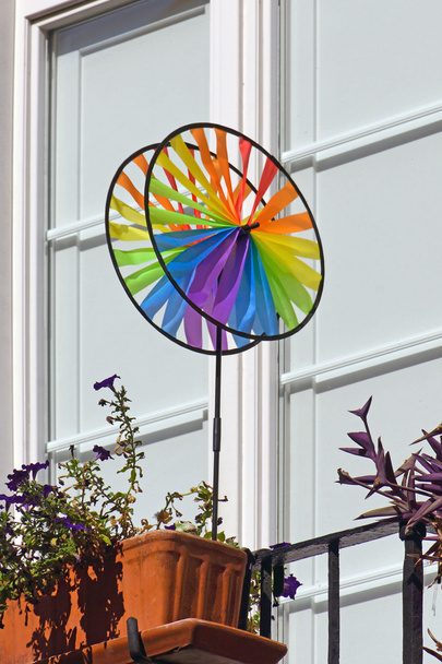 Terät tuulen valmistettu värillinen paperi
 - Valokuva, kuva