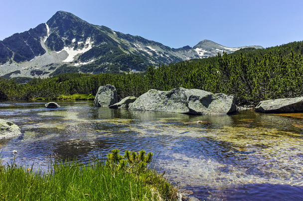 Paisaje con pico Sivrya y lagos Banski, Montaña Pirin
 - Foto, imagen