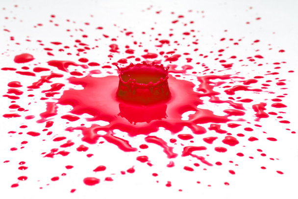 Impact of red color water drop - Valokuva, kuva