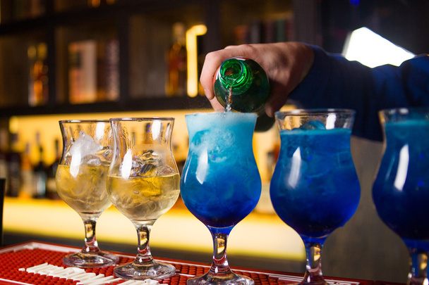 Алкогольні коктейлі синій
 - Фото, зображення