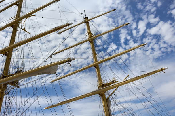 Masten und Takelage eines Segelschiffs - Foto, Bild