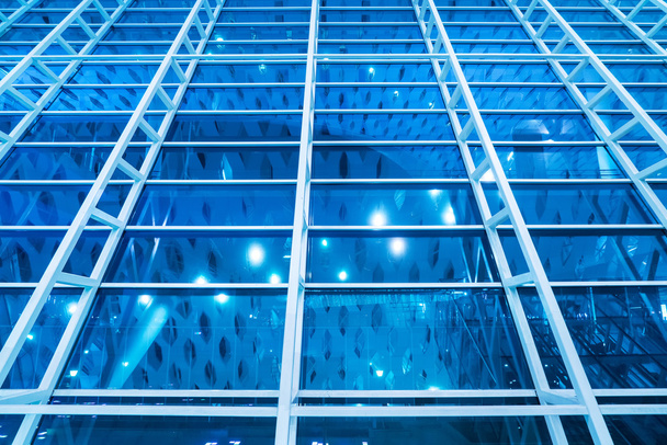 Escritório contemporâneo edifício azul parede de vidro detalhe
 - Foto, Imagem