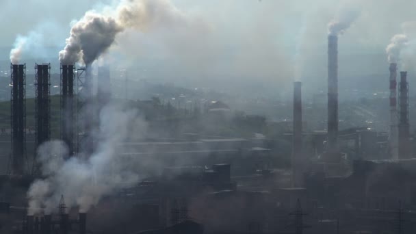 Umweltverschmutzung durch schädliche Emissionen von Industriebetrieben. - Filmmaterial, Video