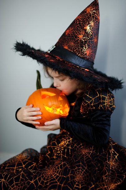 Halloween. Girl portray evil sorceress. - Фото, изображение