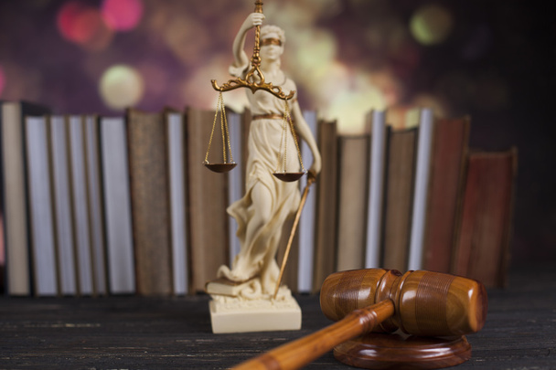 Άγαλμα του Κυρία Δικαιοσύνης και δικαίου έννοια  - Φωτογραφία, εικόνα