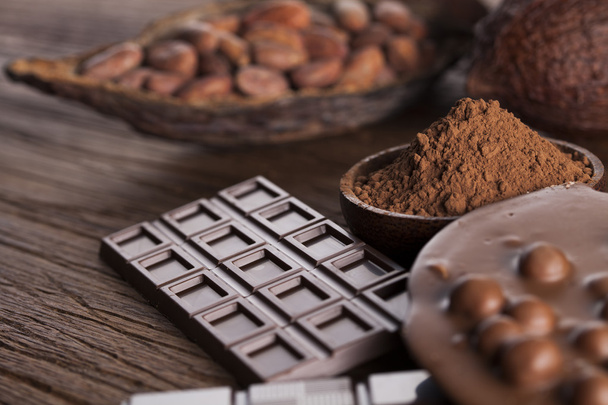 Шоколадные батончики, какао и порошок
 - Фото, изображение