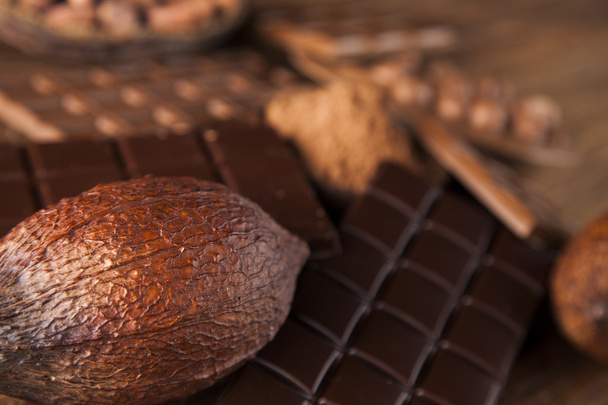 Cacao aromático y chocolate
  - Foto, Imagen