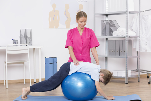 Exercise ball workout  - Foto, afbeelding