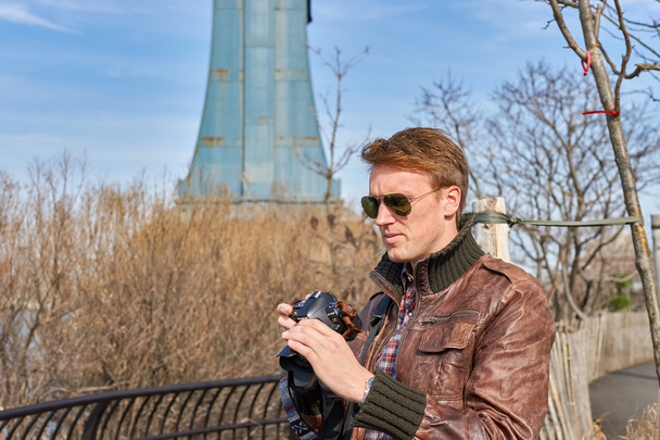 man taking photos in New York - Zdjęcie, obraz