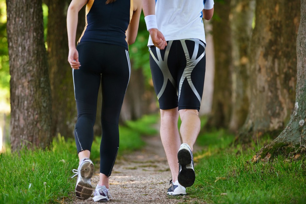 Giovane coppia jogging
 - Foto, immagini
