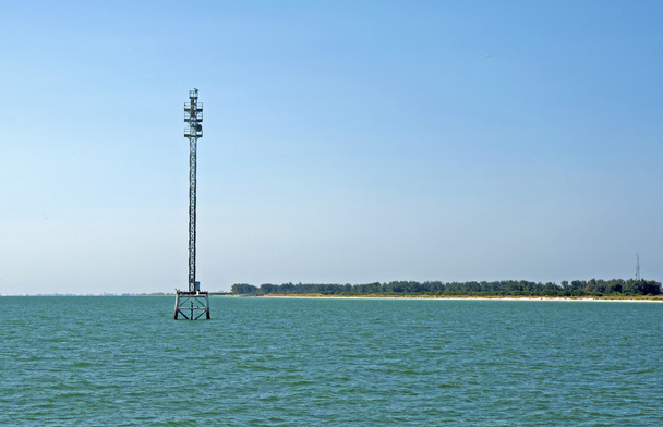 Watertoren in de Oceaan - Foto, afbeelding