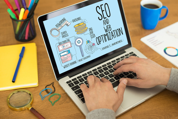 SEO AND WEB OPTIMIZATION text  - Foto, afbeelding