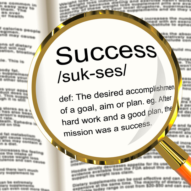 Lupa de definición de éxito que muestra logros o logros
  - Foto, imagen
