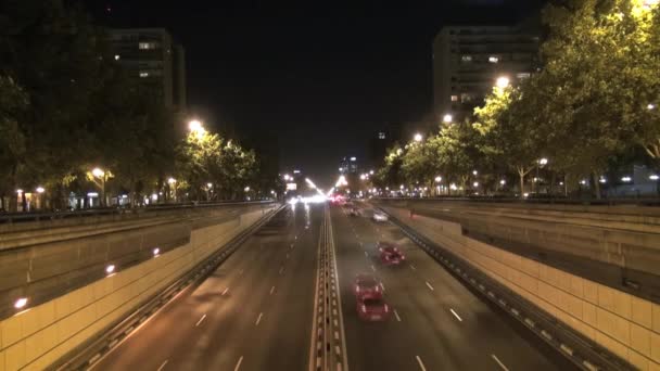 Castellana úton éjszaka 30 - Felvétel, videó