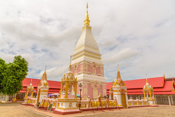 Wat Phra That Renu Nakhon temple. - Fotoğraf, Görsel