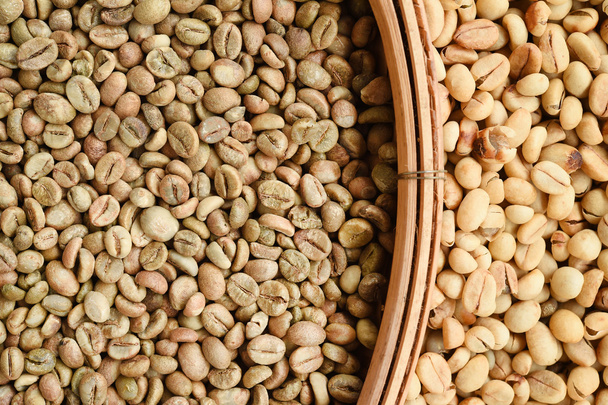 Close up of coffee beans  - Foto, Bild
