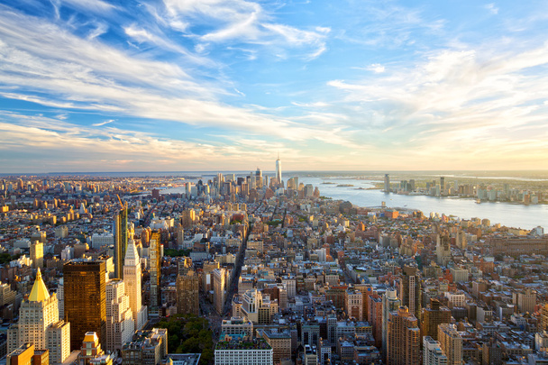 Manhattan városképe napnyugtakor - Fotó, kép