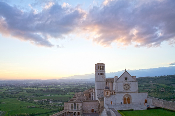 De basiliek van San Francesco d'Assisi, Assisi, Italië - Foto, afbeelding