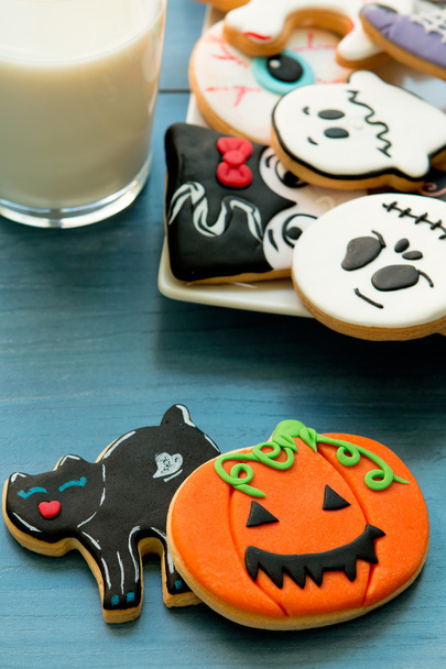 Cookies Halloween avec différentes formes
  - Photo, image