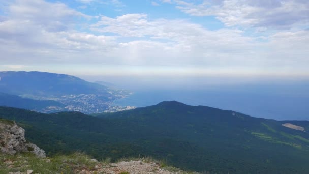 Yalta desde el Monte Ai-Petri
 - Imágenes, Vídeo