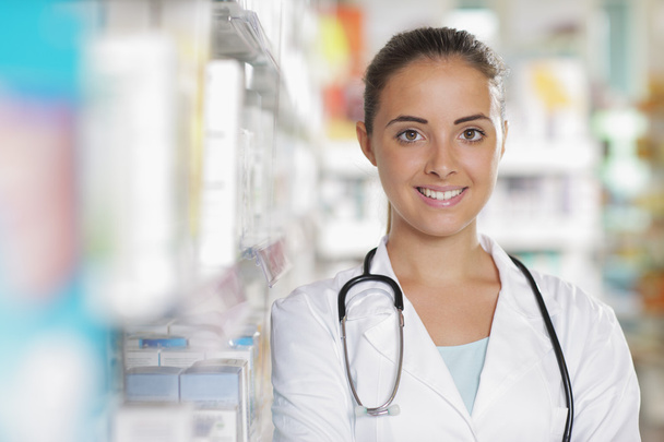 Portrait of Smiling Woman Pharmacist in Pharmacy - Fotoğraf, Görsel