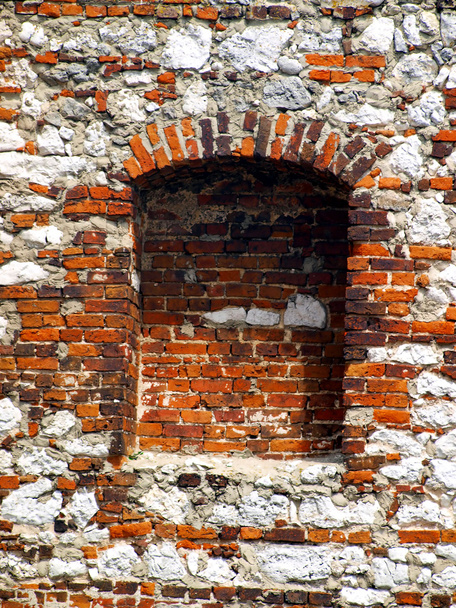Parte das ruínas da abertura da janela
 - Foto, Imagem
