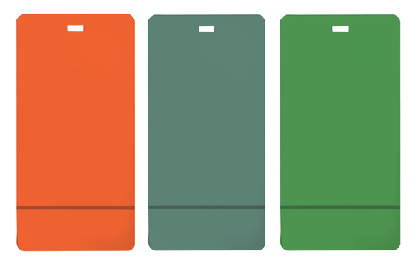 τρεις ετικέτες χαρτόνι διαφορετικού χρώματος που απομονώνονται σε λευκό   - Φωτογραφία, εικόνα