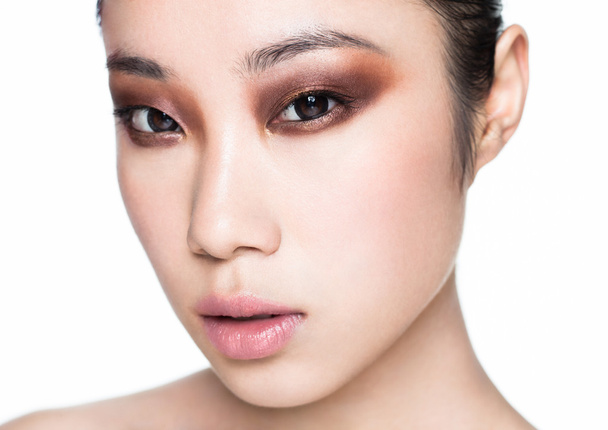 Beleza mulher asiática saudável maquiagem cosmética retrato
 - Foto, Imagem