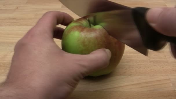 Cutting an Apple - Πλάνα, βίντεο