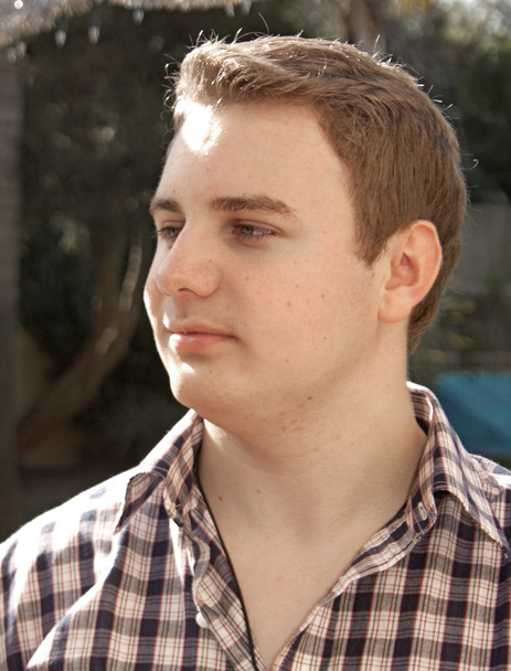 Jonge tiener Boy close-up - Foto, afbeelding